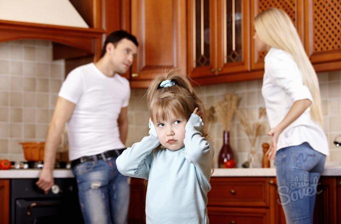 Как отсудить ребенка у отца после развода